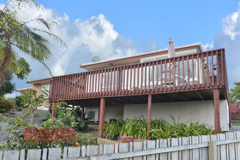 Photo of property in 6 Howards Way, Te Kamo, Whangarei, 0112