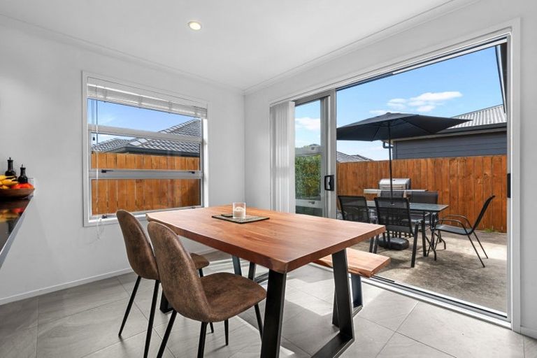 Photo of property in 36 Landing Drive, Pyes Pa, Tauranga, 3112