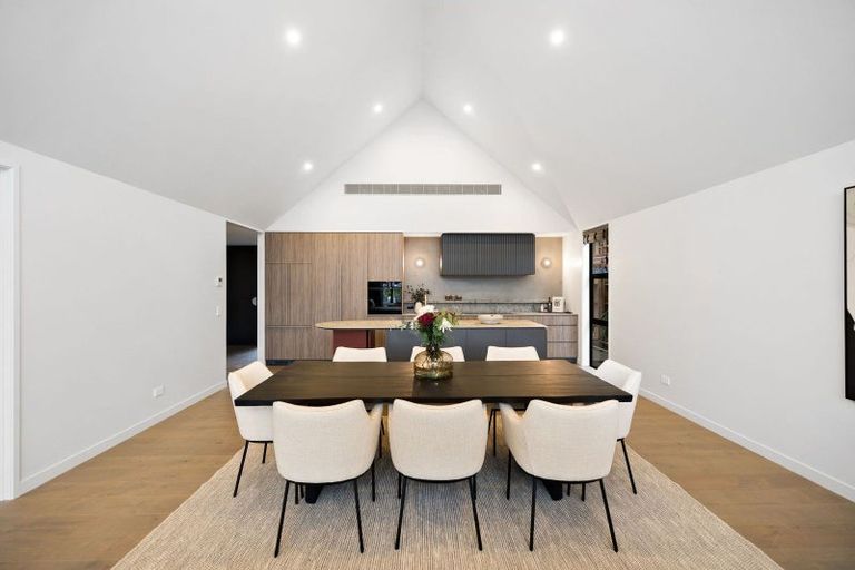 Photo of property in 18 Taurus Lane, Jacks Point, 9371