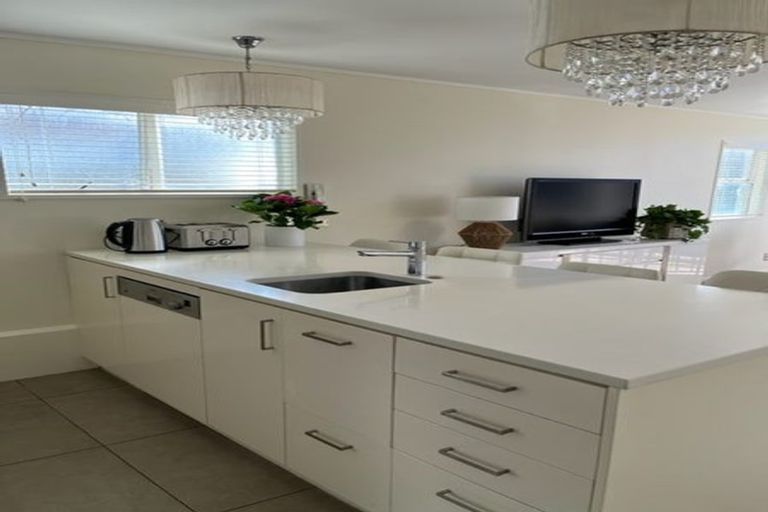 Photo of property in 130u2 Oriental Parade, Oriental Bay, Wellington, 6011