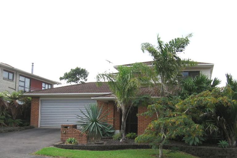 Photo of property in 4 Petrel Place, Massey, Auckland, 0614