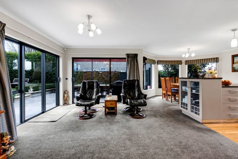 Photo of property in 25 Ariel Street, Stratford, 4332