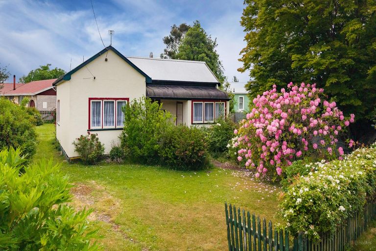 Photo of property in 38 Mill Road, Waimate, 7924