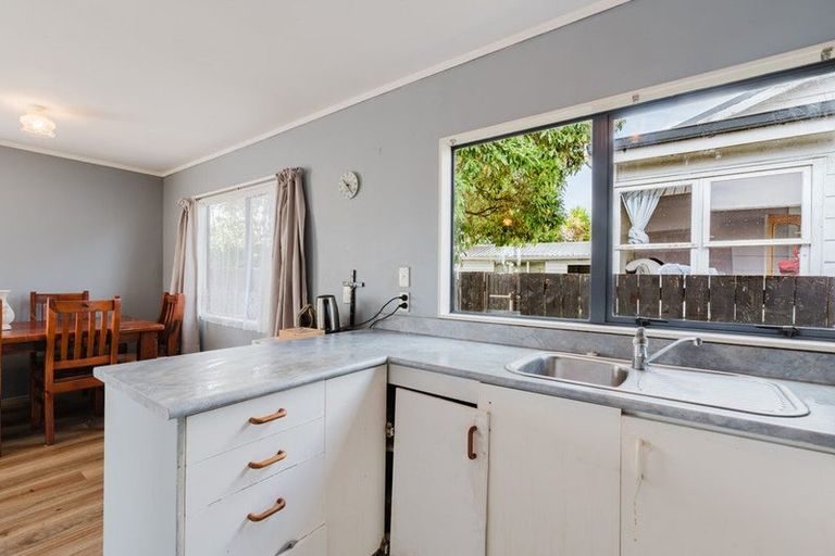 Photo of property in 39a Avalon Drive, Nawton, Hamilton, 3200