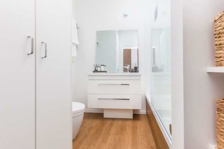 Photo of property in Pirie Street Townhouses, 12/35u Pirie Street, Mount Victoria, Wellington, 6011