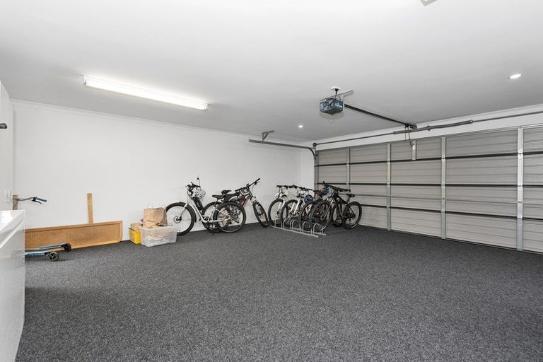 Photo of property in 28 Palliser Drive, Huntington, Hamilton, 3210