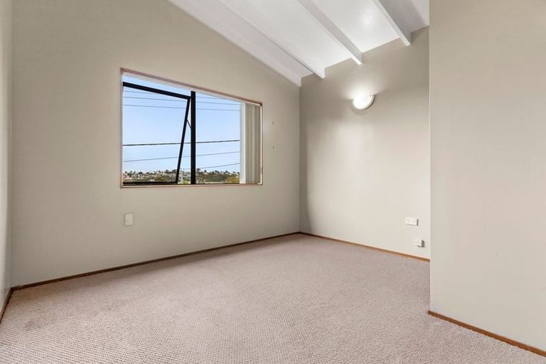 Photo of property in 26 Kauri Road, Stanmore Bay, Whangaparaoa, 0932