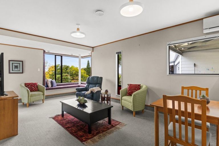Photo of property in 16a Churchill Drive, Taradale, Napier, 4112