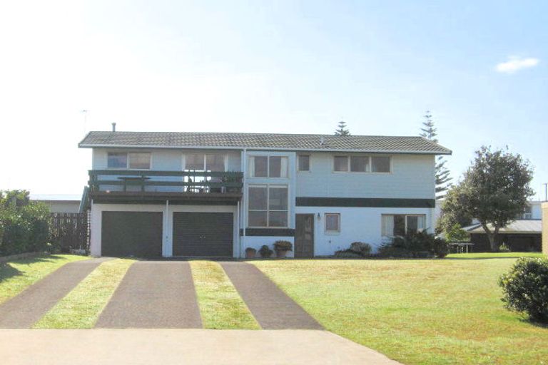 Photo of property in 3 Mercury Street, Whitianga, 3510