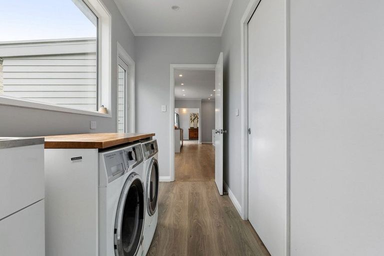 Photo of property in 3 Gonville Street, Tawa, Wellington, 5028