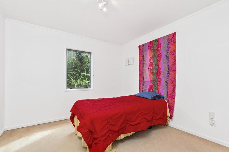 Photo of property in 22b Norman Road, Titirangi, Auckland, 0604