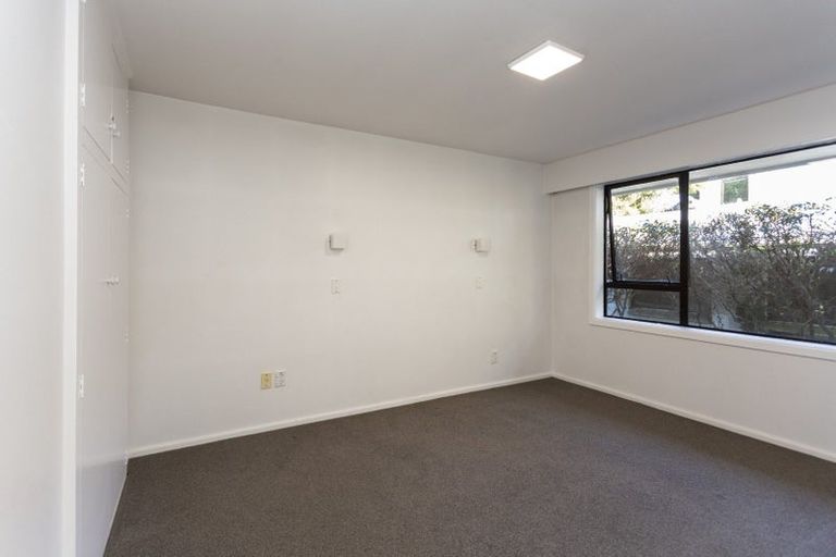 Photo of property in 3 Siska Place, Upper Riccarton, Christchurch, 8041