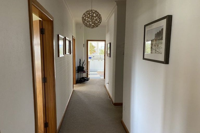Photo of property in 63 Middle Road, Havelock North, 4130
