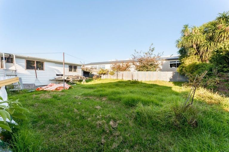 Photo of property in 6 Cardiff Road, Pakuranga, Auckland, 2010