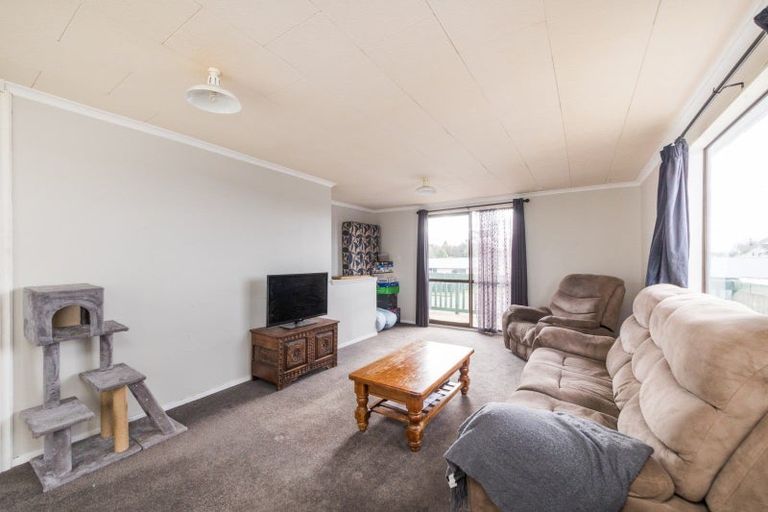Photo of property in 7 Harding Place, Feilding, 4702