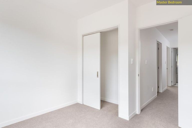 Photo of property in 7u7 Handyside Street, Tawa, Wellington, 5028