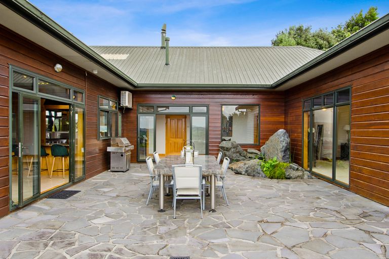 Photo of property in 5 Hall Lane, Kaipara Flats, Warkworth, 0981