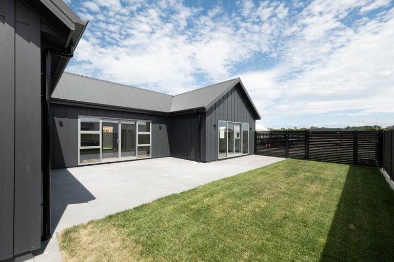 Photo of property in 32 Matau Crescent, Frimley, 4120