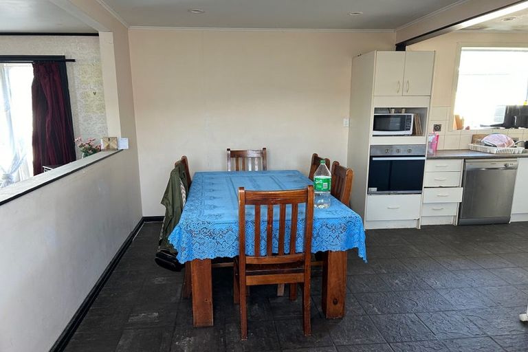 Photo of property in 27 Totara Road, Manurewa, Auckland, 2102