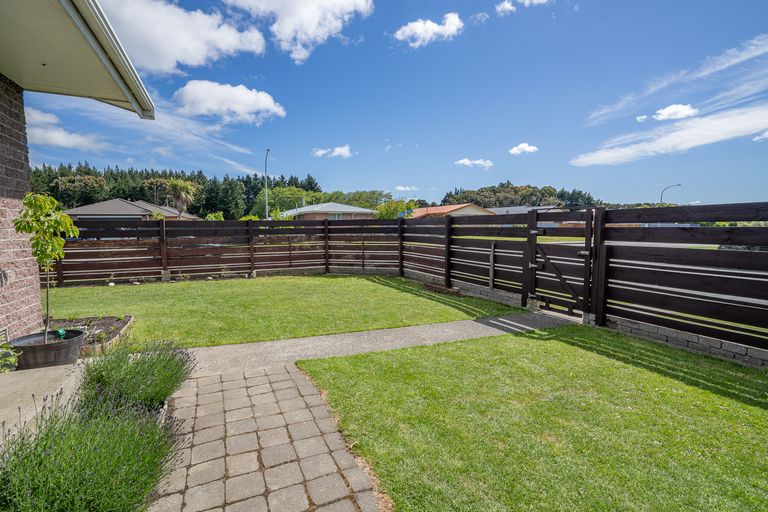 Photo of property in 54 Paisley Street, Kew, Invercargill, 9812