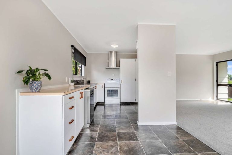 Photo of property in 14b Titoki Place, Edgecumbe, 3120