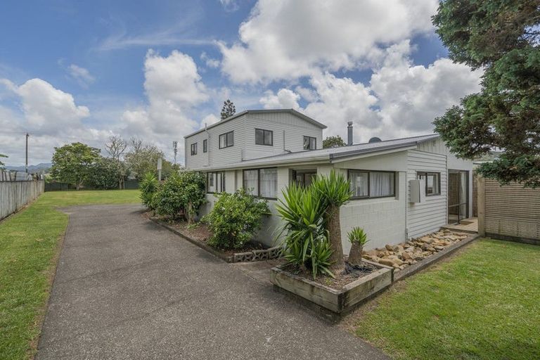 Photo of property in 3 Moewai Park Road, Whitianga, 3510