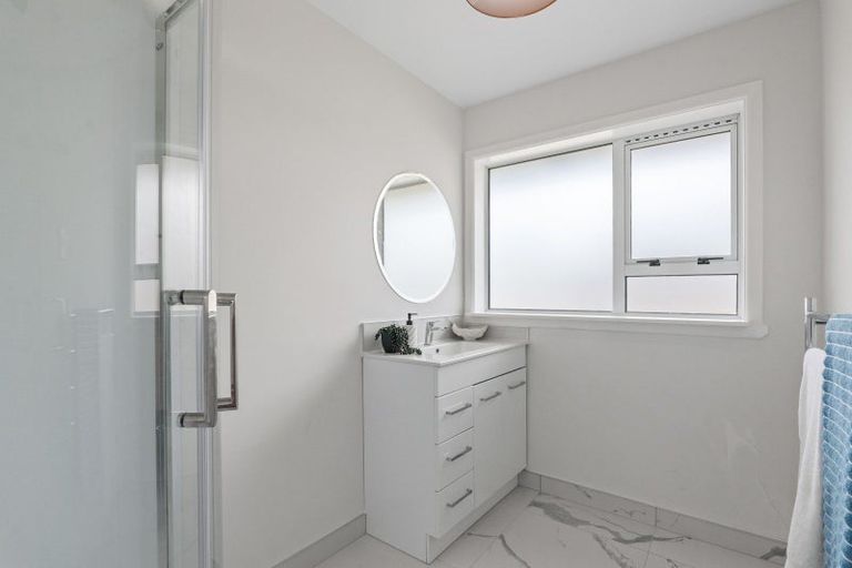 Photo of property in 32 Carruthers Street, Ilam, Christchurch, 8041