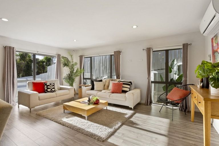 Photo of property in 41 Fairmount Road, Titirangi, Auckland, 0604