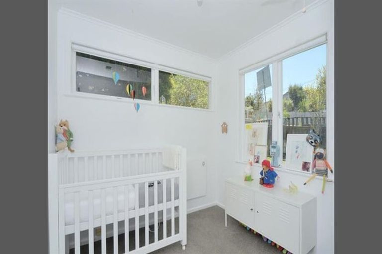 Photo of property in 13 Merchant Avenue, Te Atatu South, Auckland, 0610