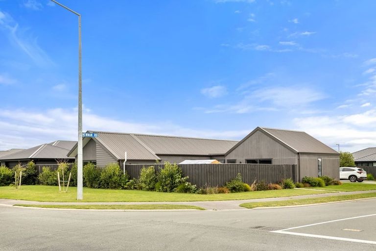 Photo of property in 1 Newman Road, Rolleston, 7614