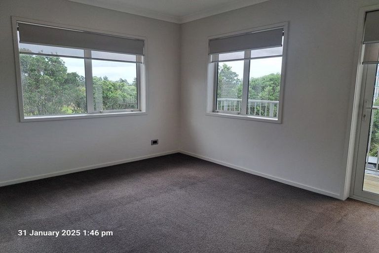 Photo of property in 12 Toheroa Street, Hobsonville, Auckland, 0616