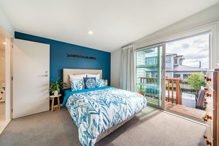 Photo of property in 9 Semaphore Lane, Whitby, Porirua, 5024