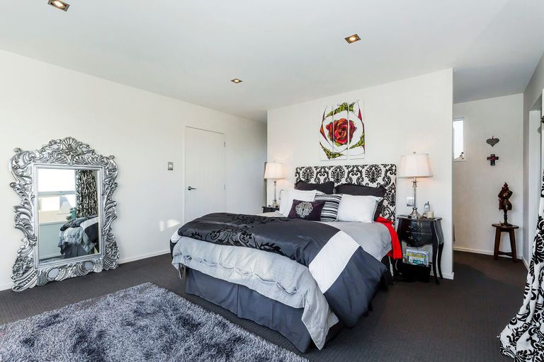 Photo of property in 30 Irwin Logan Drive, Mosgiel, 9024