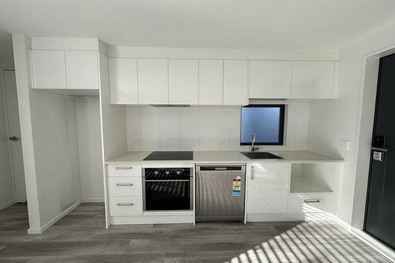 Photo of property in 3/58 Division Street, Riccarton, Christchurch, 8041