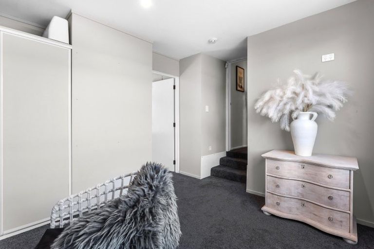 Photo of property in 2/12 Camrose Place, Ilam, Christchurch, 8041