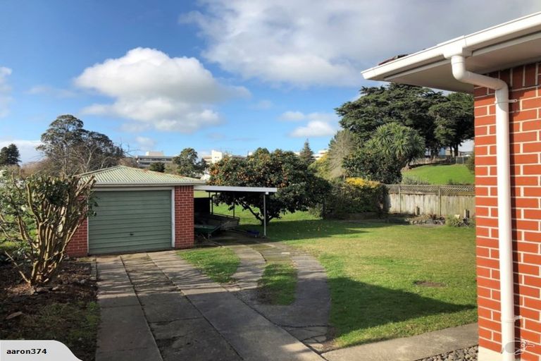 Photo of property in 30 Helena Road, Hillcrest, Hamilton, 3216