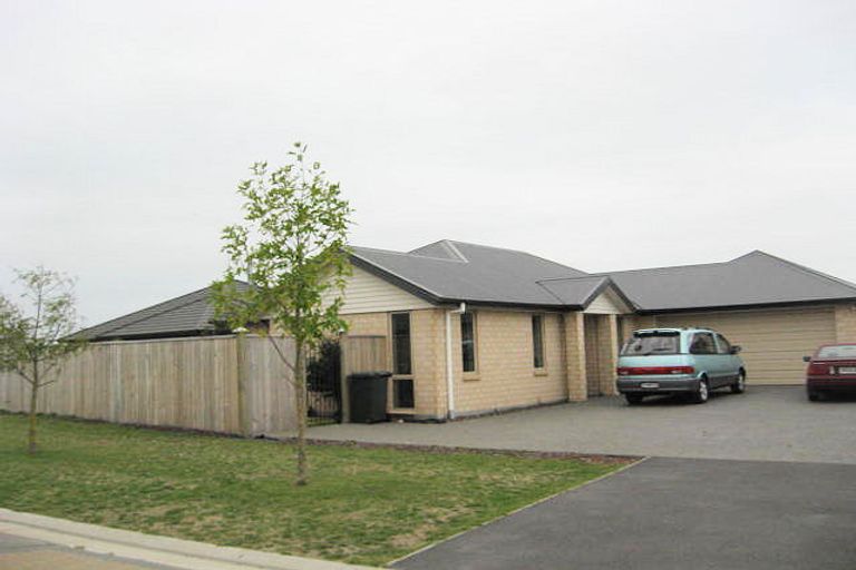 Photo of property in 26a Markham Way, Rolleston, 7614