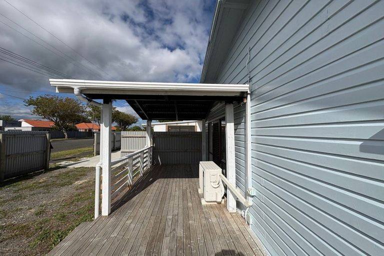 Photo of property in 39 Princes Street, Levin, 5510