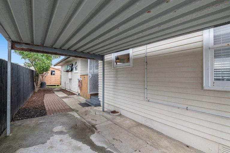 Photo of property in 71b Red Beach Road, Red Beach, 0932