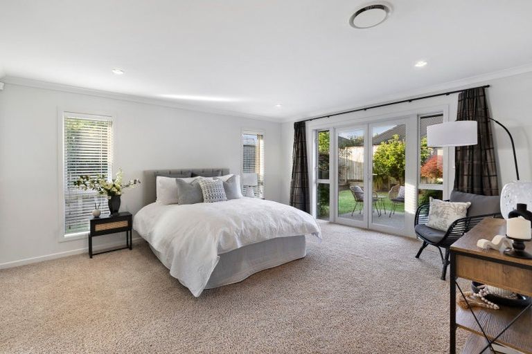 Photo of property in 6 Hampshire Court, Flagstaff, Hamilton, 3210