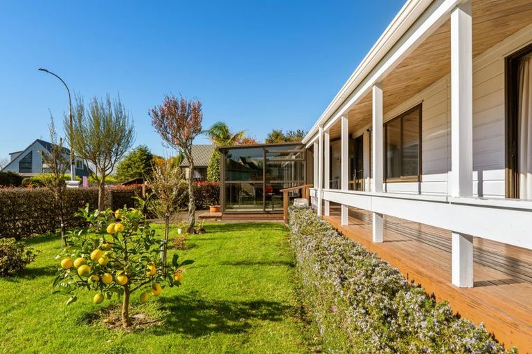 Photo of property in 9 Nettlingham Place, Te Puke, 3119