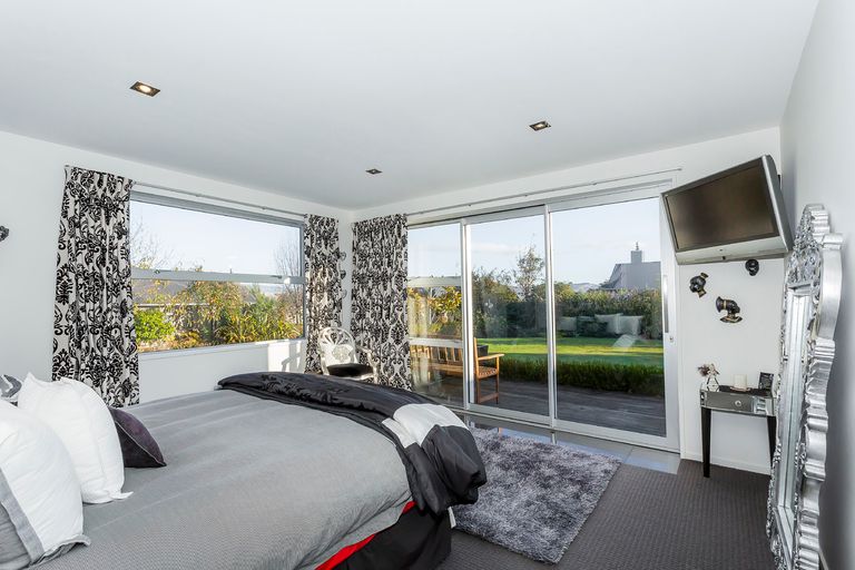 Photo of property in 30 Irwin Logan Drive, Mosgiel, 9024