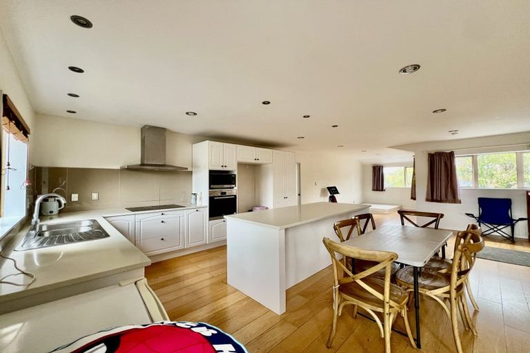 Photo of property in 19a Nile Road, Milford, Auckland, 0620