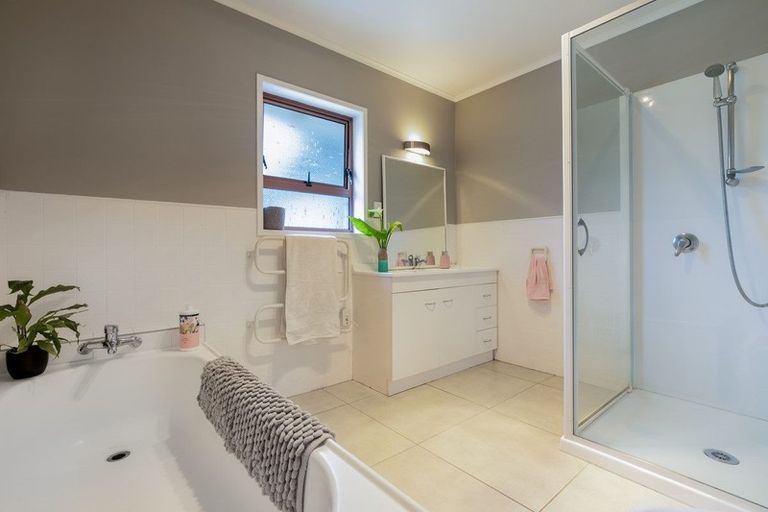 Photo of property in 123a Taylor Street, Cambridge, 3434