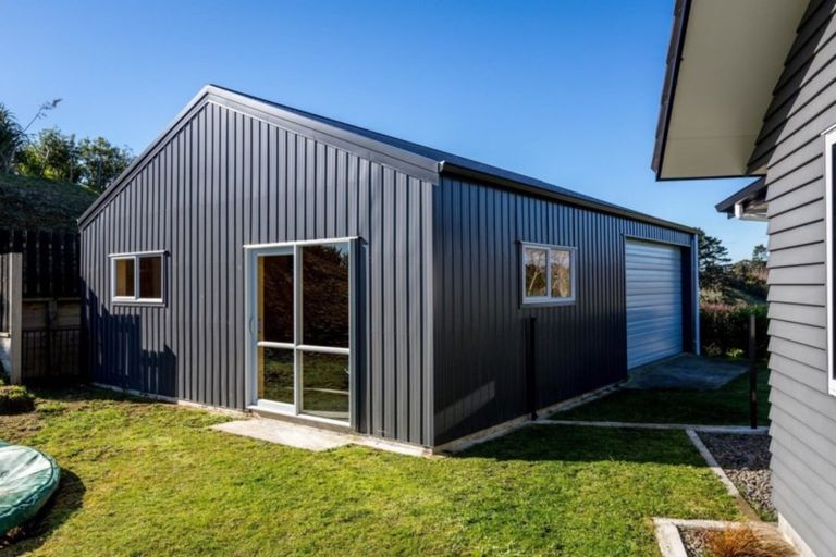 Photo of property in 590c Frankley Road, Hurworth, New Plymouth, 4371