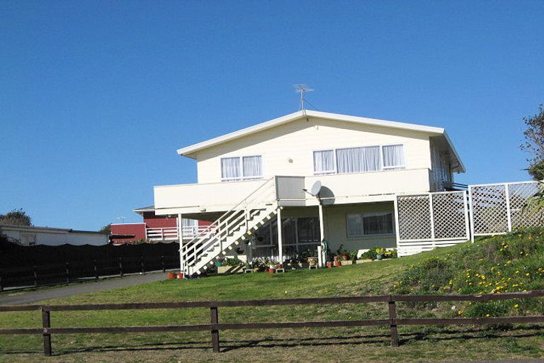 Photo of property in 2 Tuati Street, Ohope, 3121