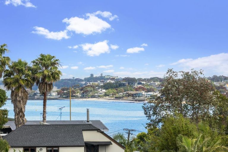Photo of property in 2/111 Beach Road, Castor Bay, Auckland, 0620