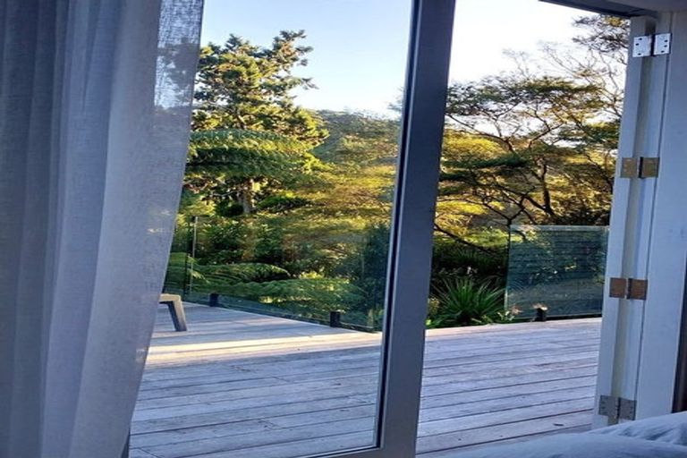Photo of property in 55 Sylvan Valley Avenue, Titirangi, Auckland, 0604