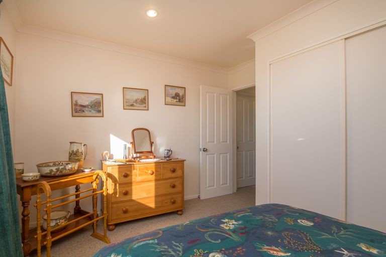 Photo of property in 41 Oxford Road, Rangiora, 7400