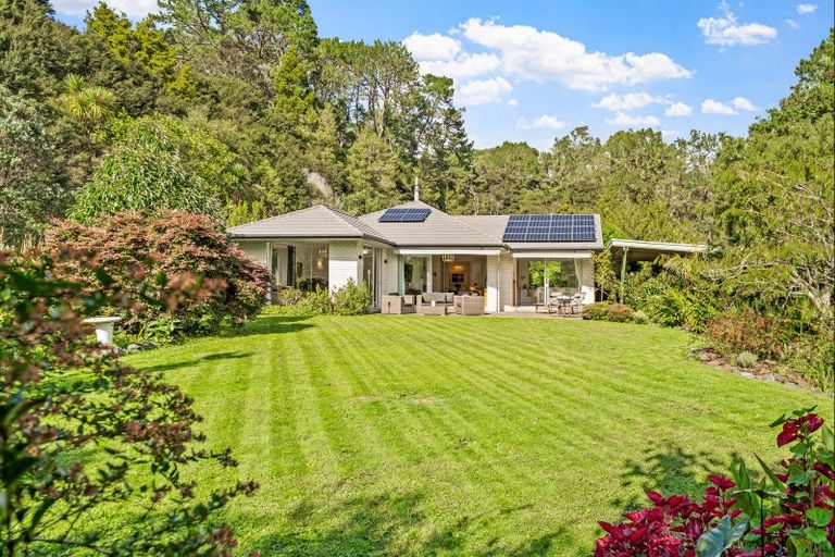 Photo of property in 16 Mccallum Drive, Sandspit, Warkworth, 0982